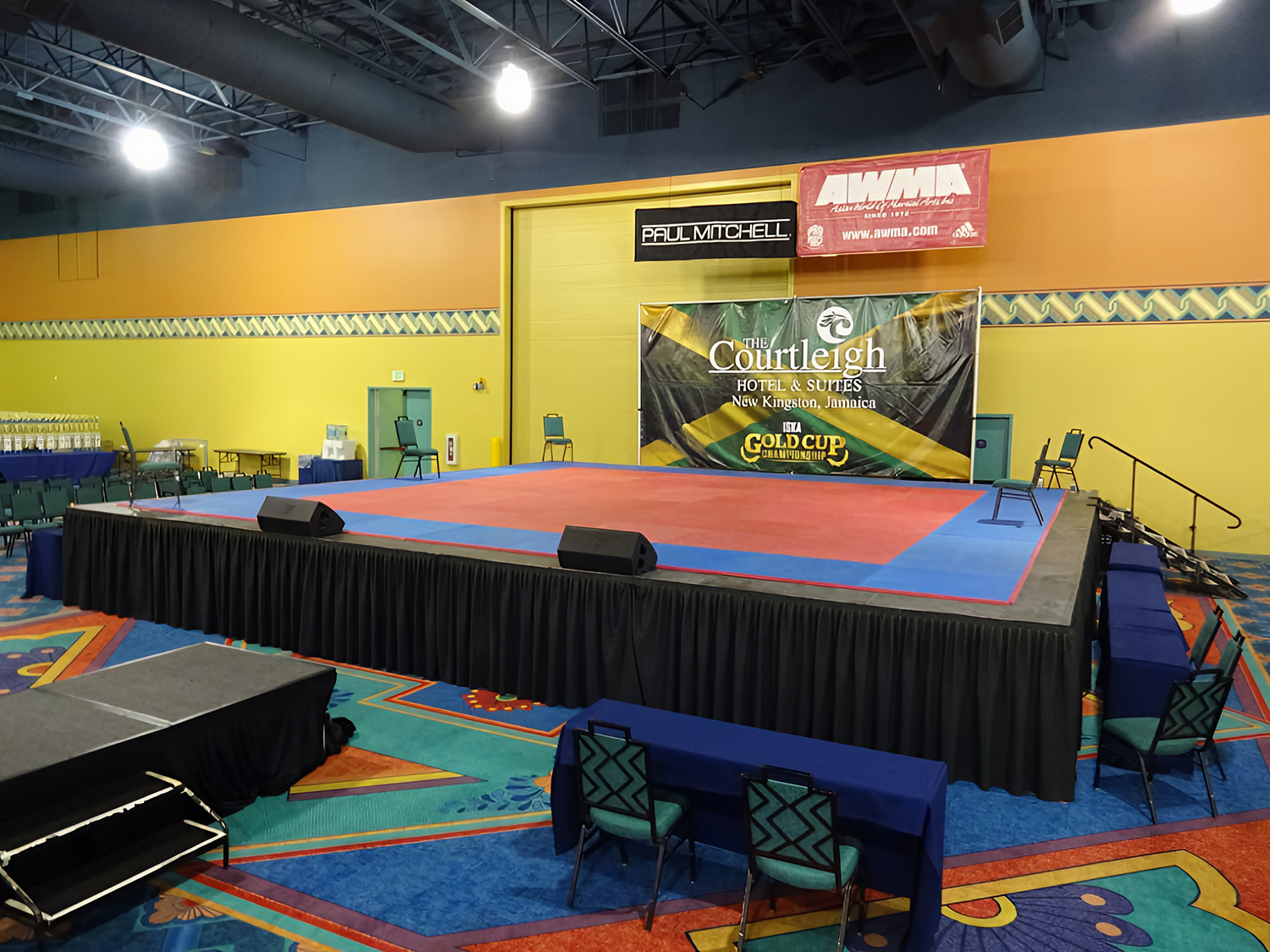 concert staging companies