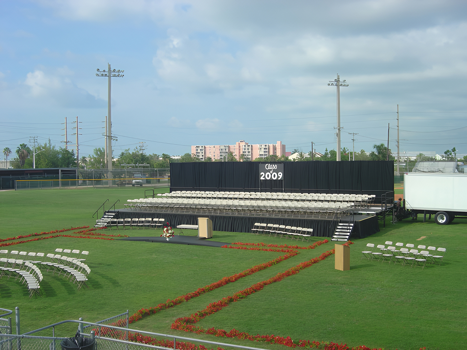 concert staging companies