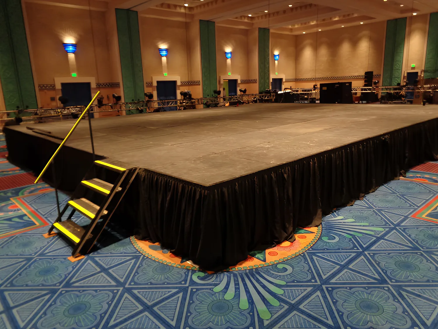 event staging rental 3